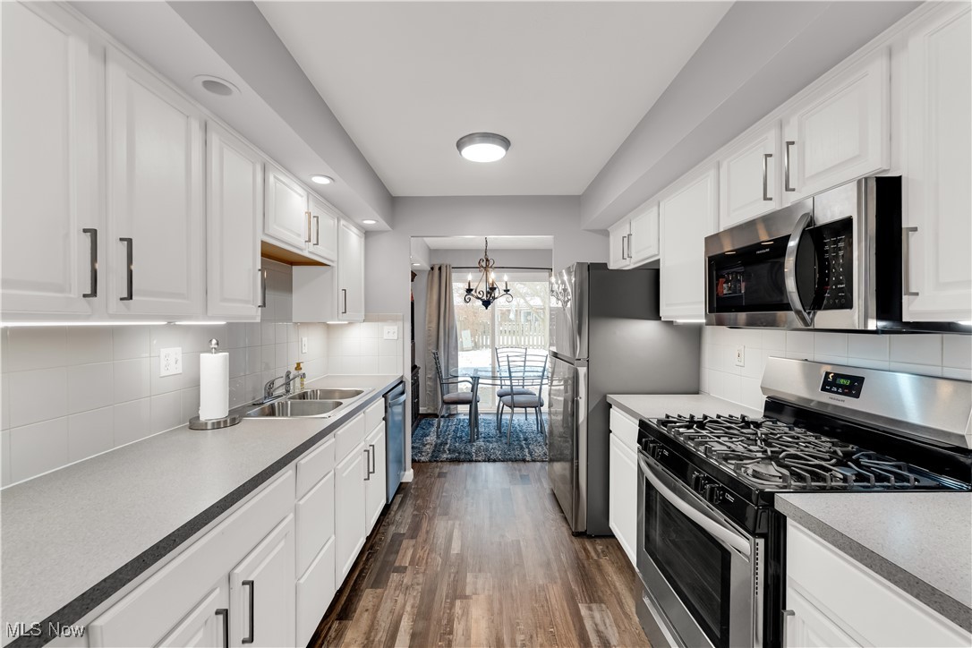 Westview Patio Garden Home - Residential