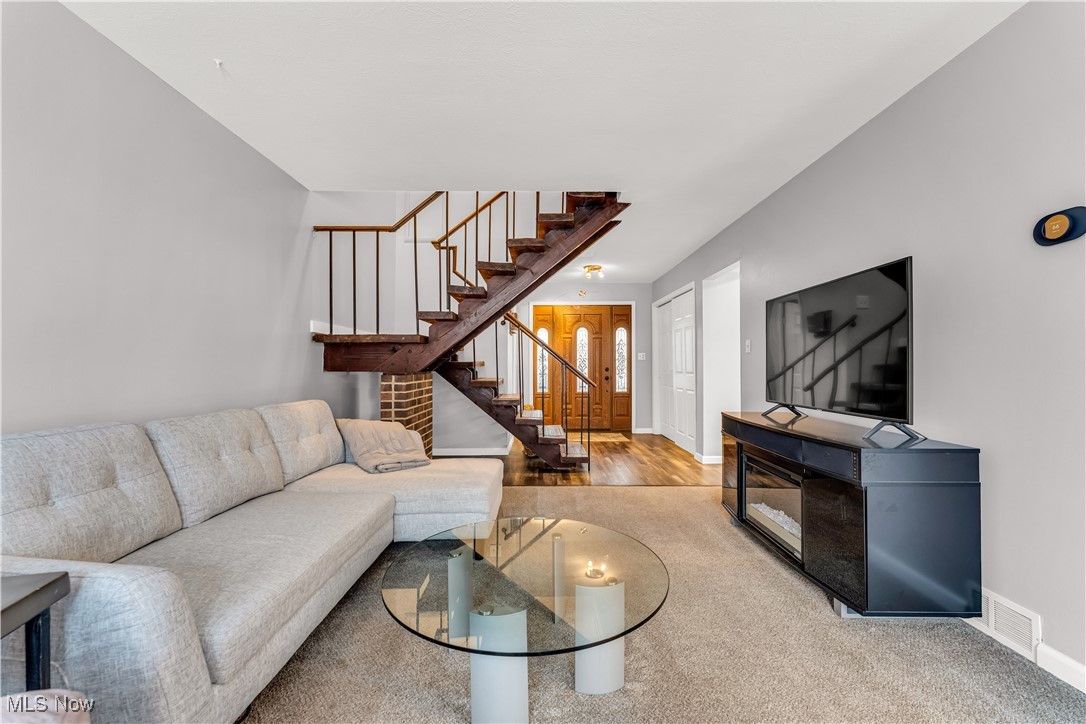 Westview Patio Garden Home - Residential