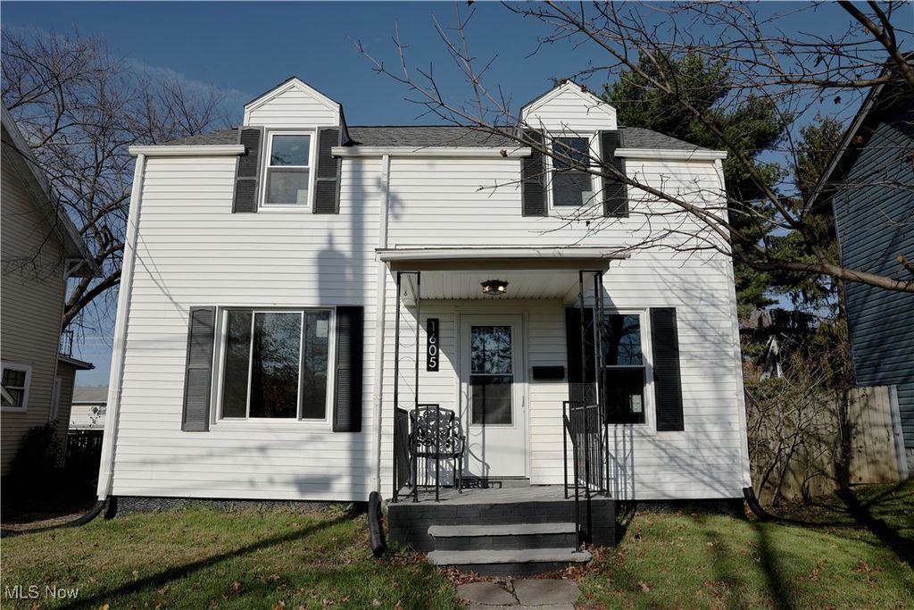 Photo of 1605 29th Street NW, Canton, OH 44709 (MLS # 5174819)