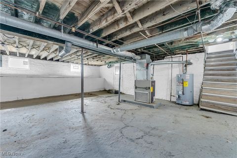 Tiny photo for 5656 Lafayette Avenue, Maple Heights, OH 44137 (MLS # 5179034)