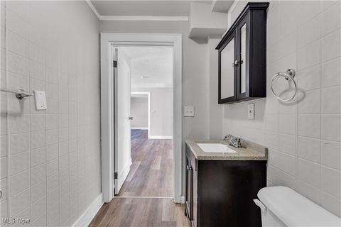 Tiny photo for 5656 Lafayette Avenue, Maple Heights, OH 44137 (MLS # 5179034)