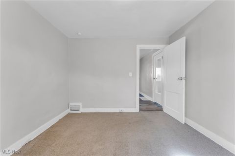 Tiny photo for 5656 Lafayette Avenue, Maple Heights, OH 44137 (MLS # 5179034)