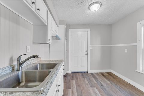 Tiny photo for 5656 Lafayette Avenue, Maple Heights, OH 44137 (MLS # 5179034)