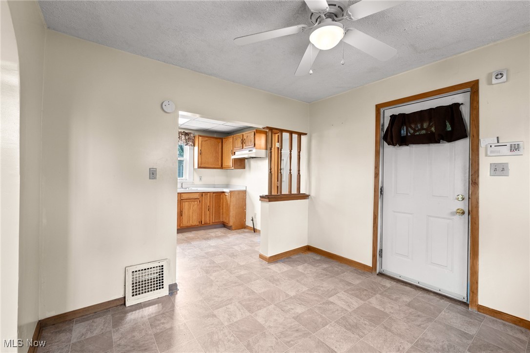 2021 17th Street, Canton, Ohio image 16