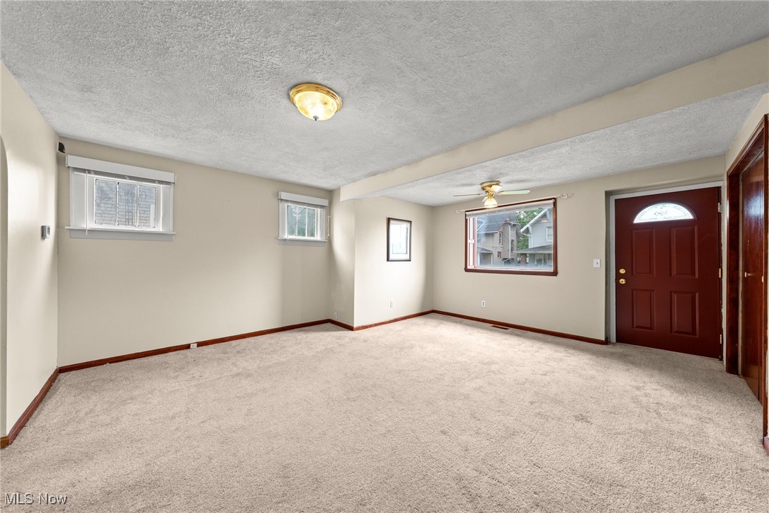 2021 17th Street, Canton, Ohio image 11