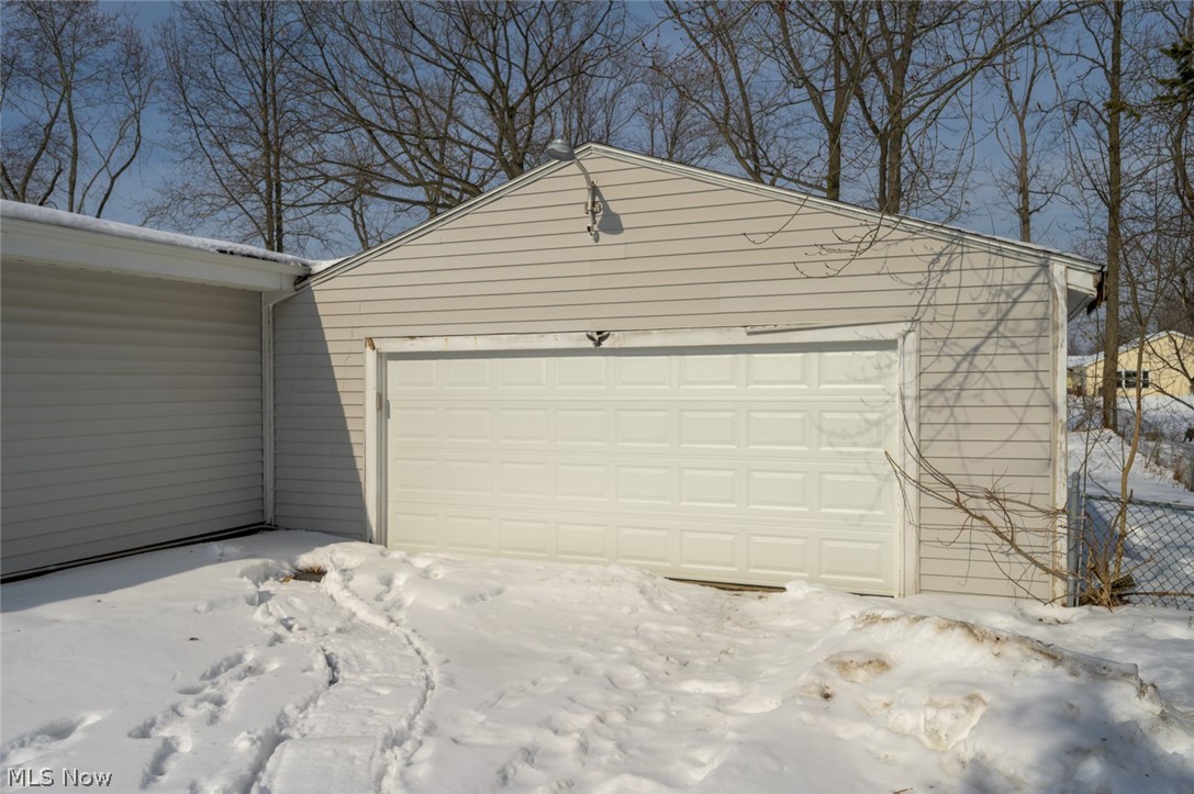 Briar Root Manor - Residential