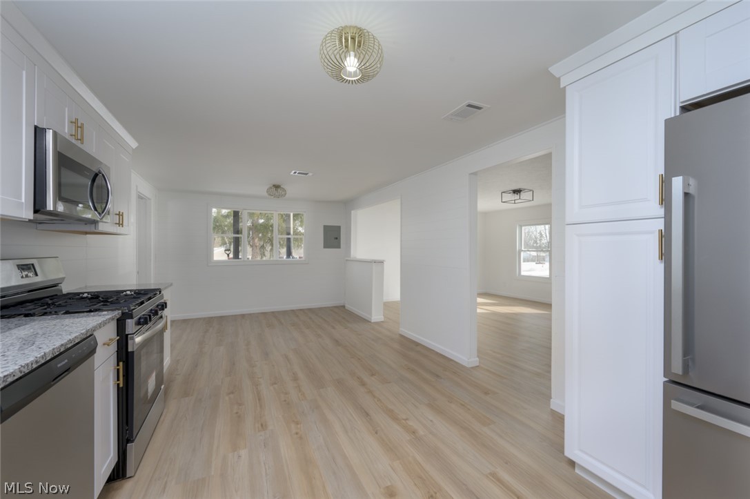 Briar Root Manor - Residential