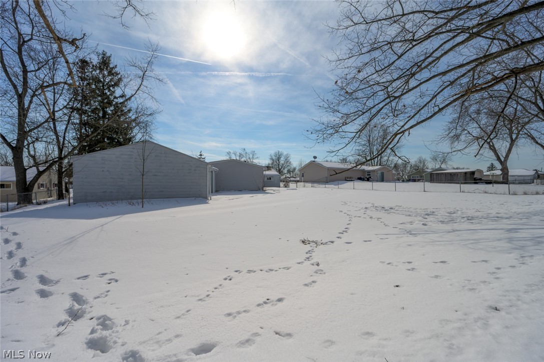 Briar Root Manor - Residential