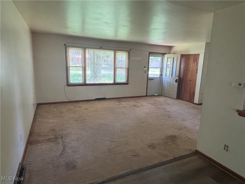 3913 Claridge Drive, Youngstown, Ohio image 8