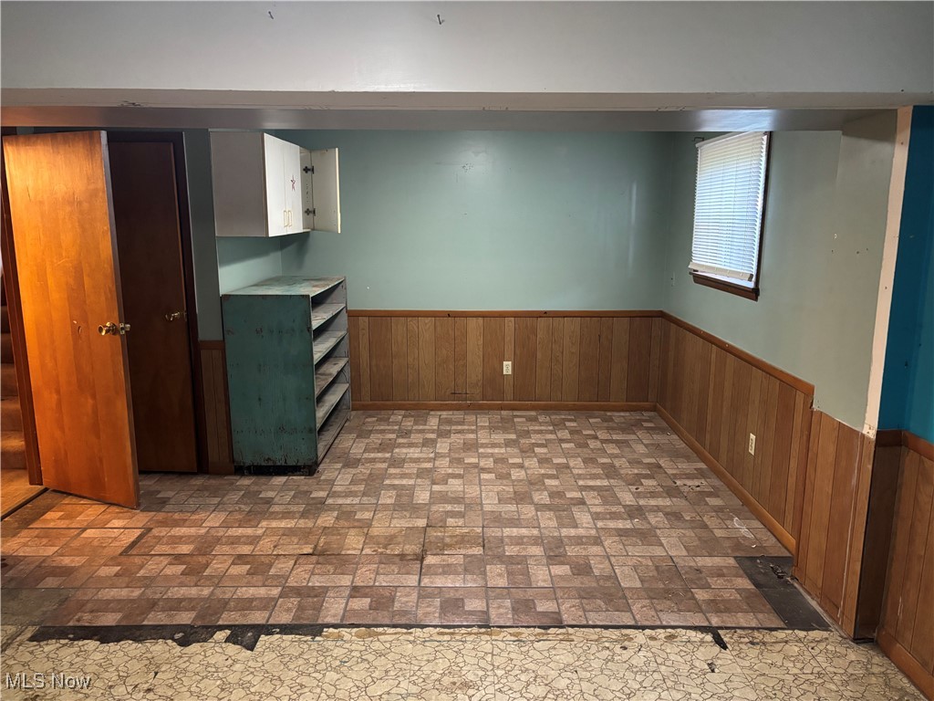 3913 Claridge Drive, Youngstown, Ohio image 19