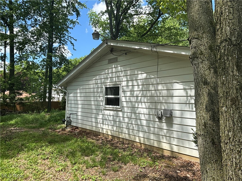 3913 Claridge Drive, Youngstown, Ohio image 4