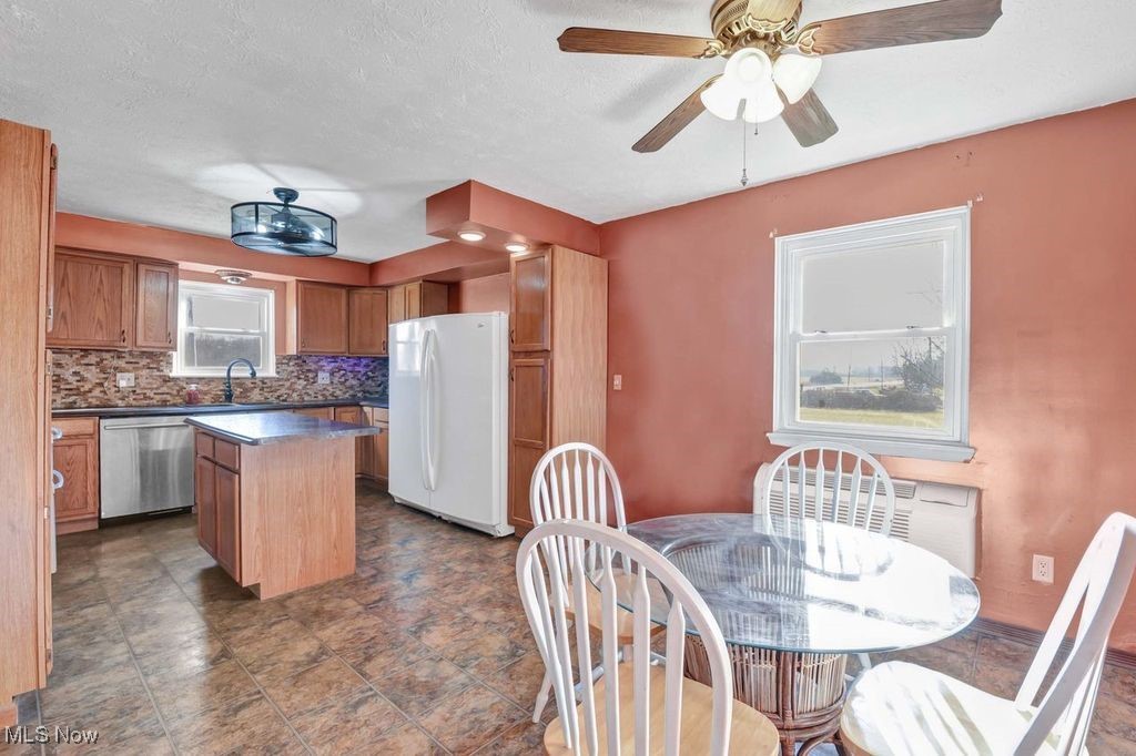 Henrietta 12 - Residential