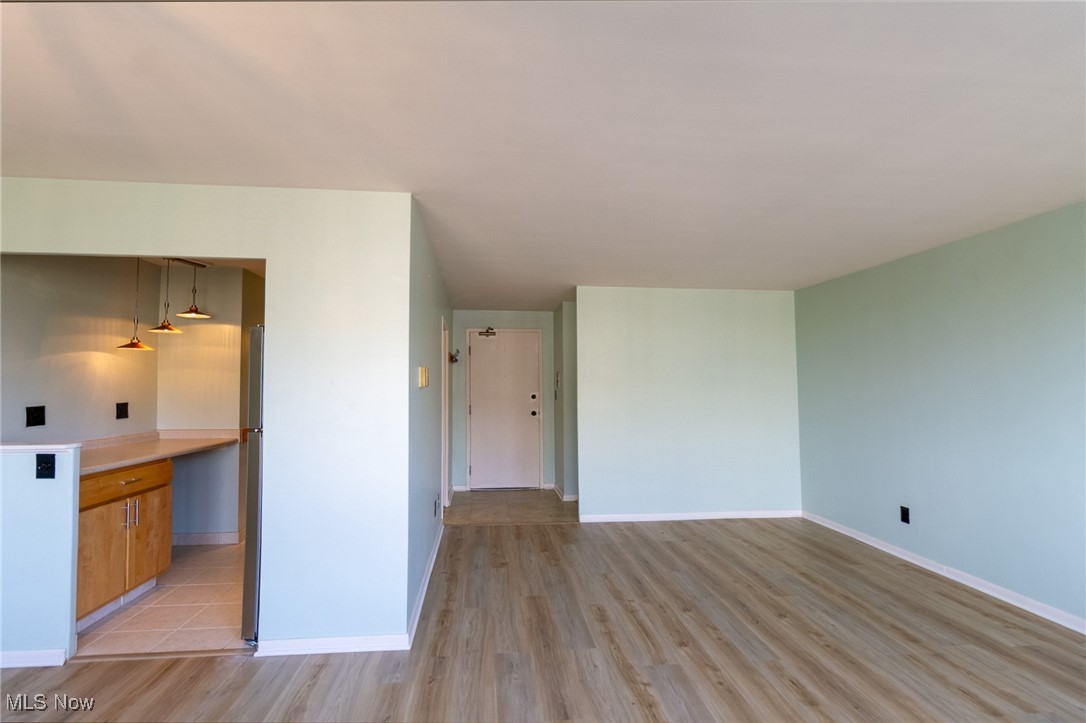 Marine Towers East Condo - Residential