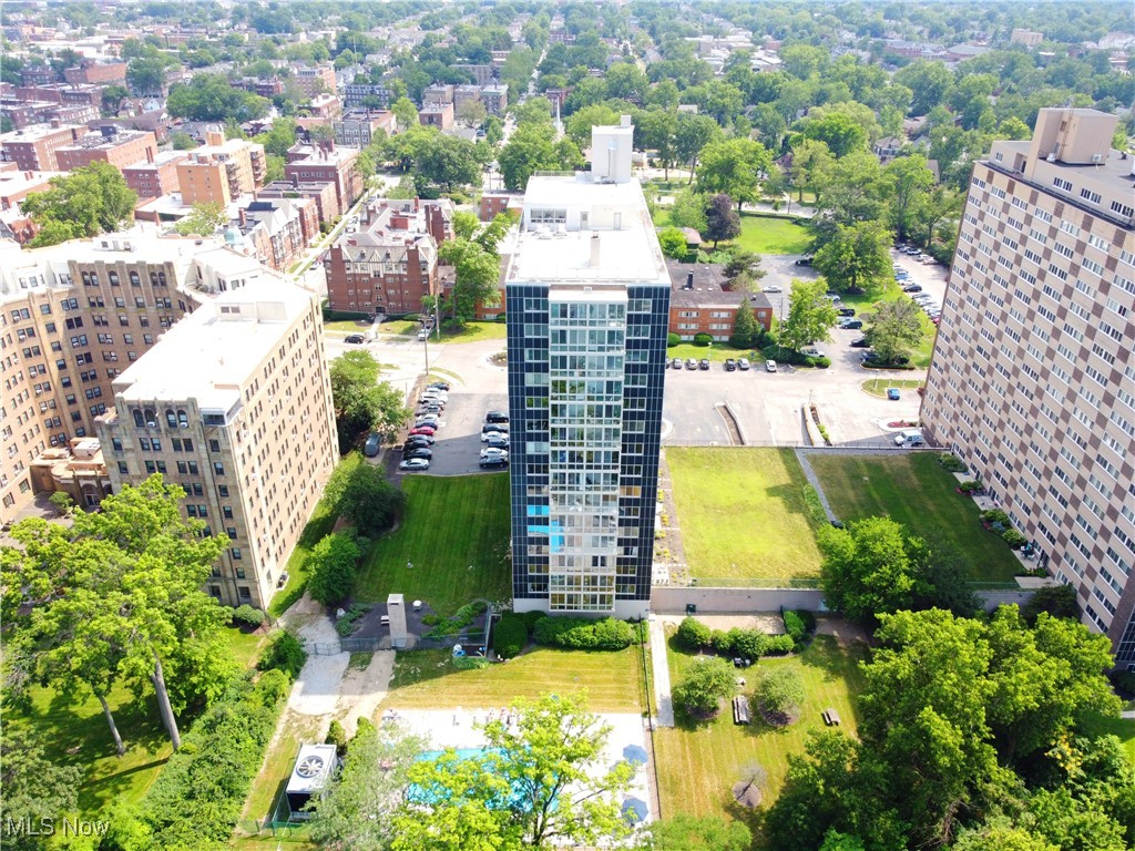 Marine Towers East Condo - Residential