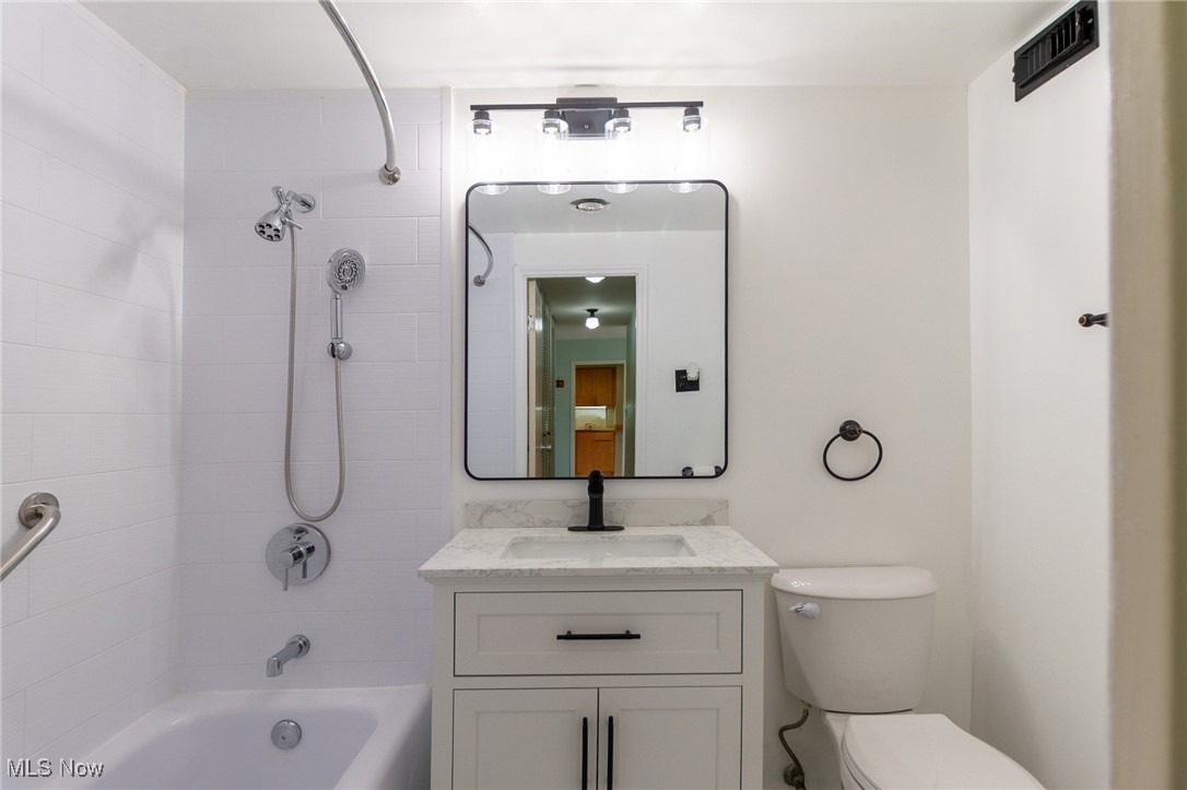 Marine Towers East Condo - Residential