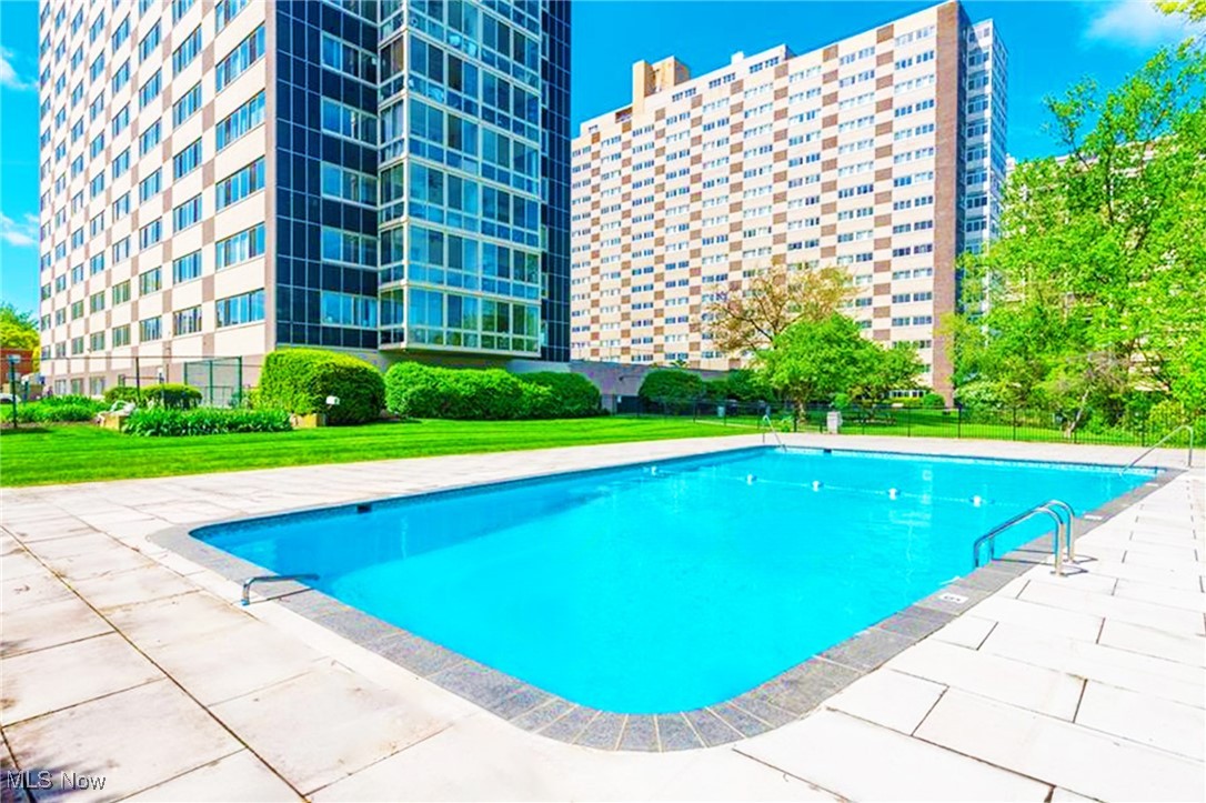 Marine Towers East Condo - Residential