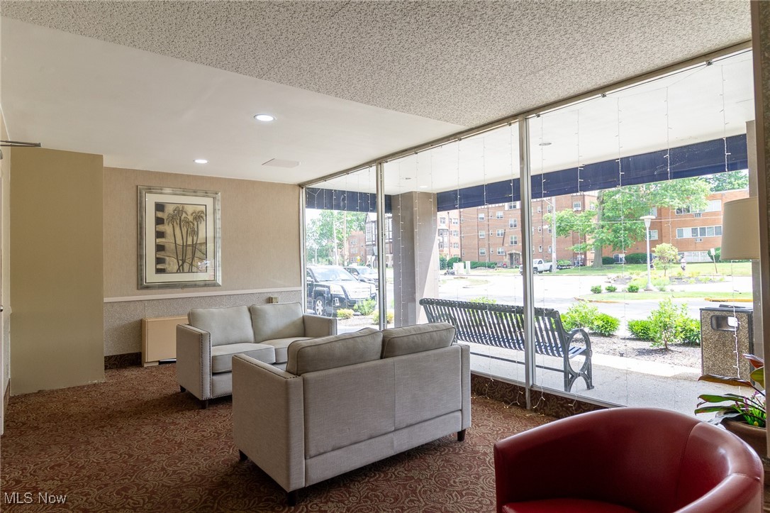 Marine Towers East Condo - Residential
