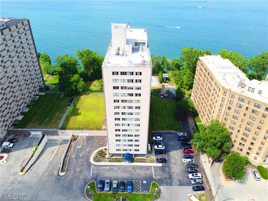 Marine Towers East Condo - Residential