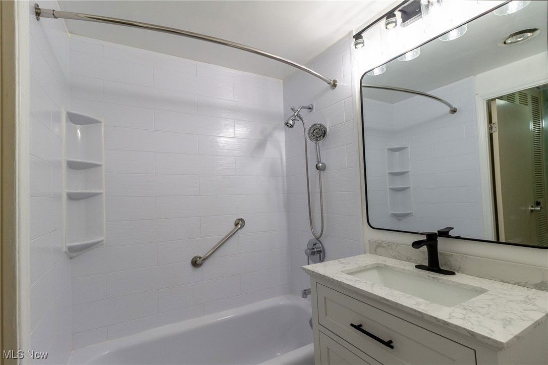 Marine Towers East Condo - Residential