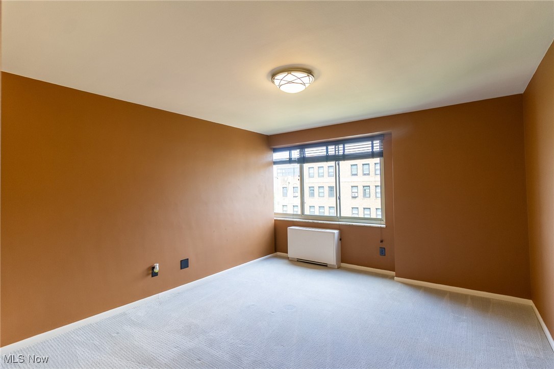Marine Towers East Condo - Residential