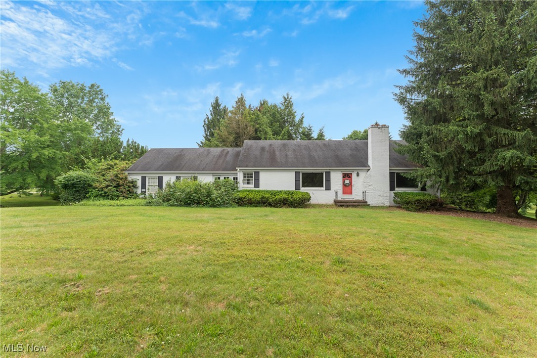 Welcome to this charming Cape Cod-style home offering the perfect blend of character, comfort, and space! With 2,100 square feet, this inviting residence features 3 spacious bedrooms and 3 full bathrooms, ideal for families or those who love to entertain.
Highlights include:
A cozy fireplace in the living room, perfect for relaxing evenings
A bright breezeway connecting the home to a two-car garage
Mature landscaping that adds beauty and privacy to the property
A lovely patio area, ideal for outdoor dining or morning coffee
Spacious bedrooms and thoughtfully placed bathrooms for added comfort
This home is filled with warmth, charm, and livable space both inside and out. Don’t miss the opportunity to make this well-loved property your next home!