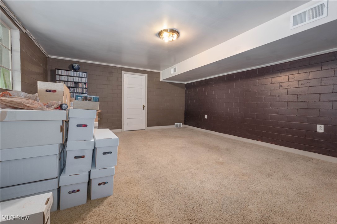 3145 Landscape Circle, Canton, Ohio image 13