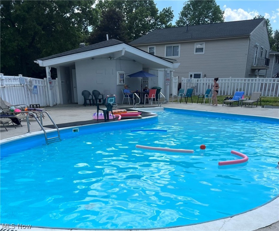 Country Club Apt Homes North C - Residential