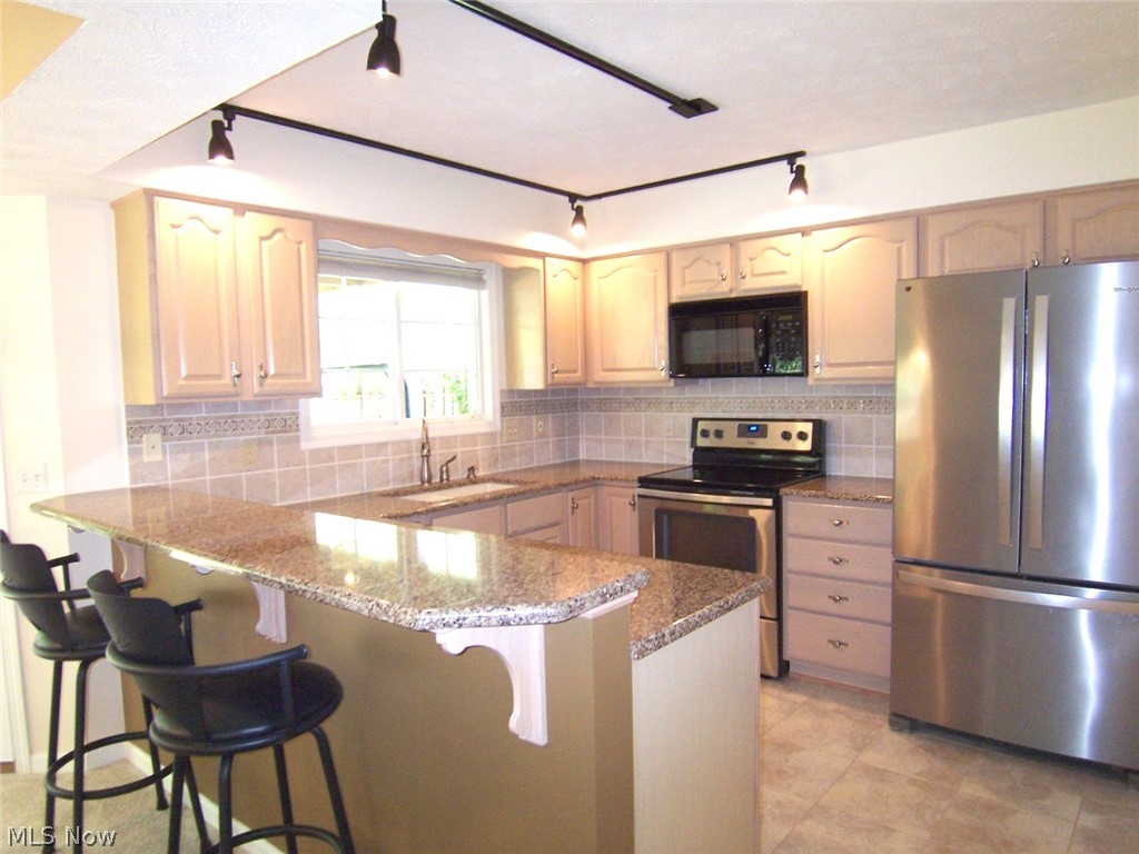 Woodbury Condo - Residential