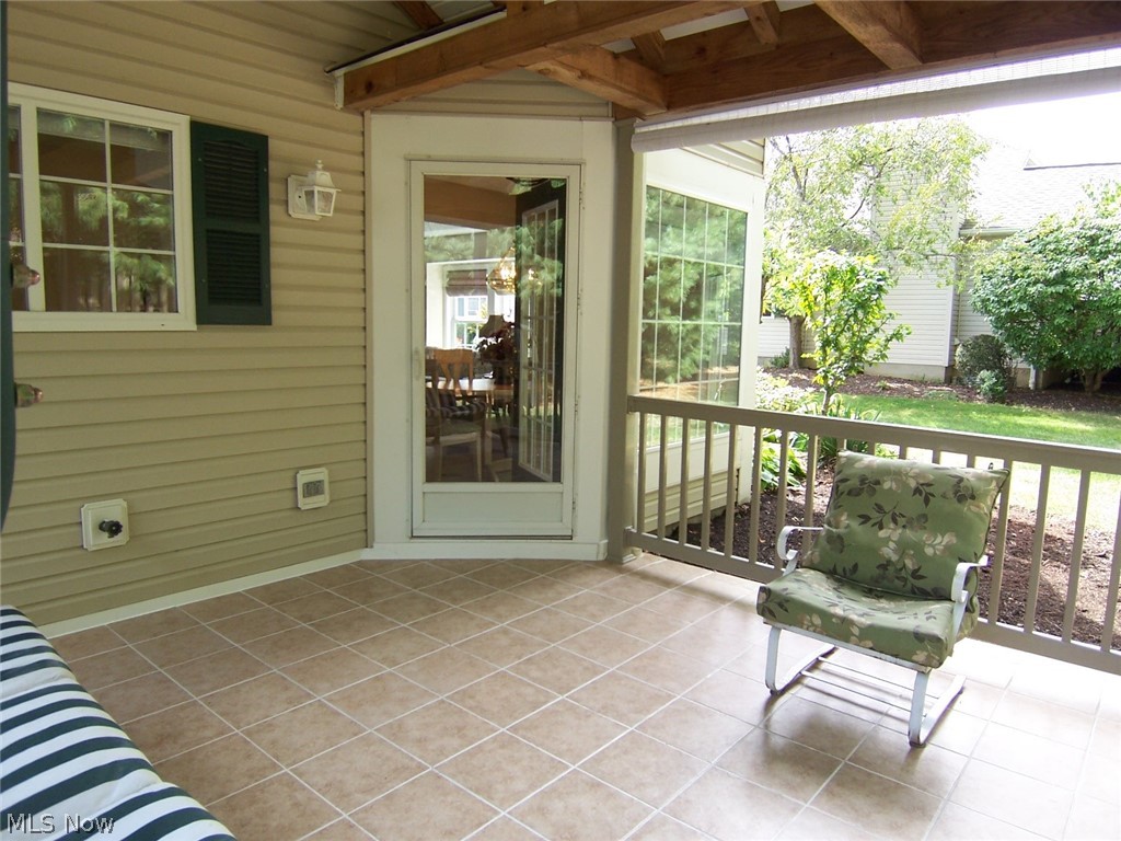 Woodbury Condo - Residential