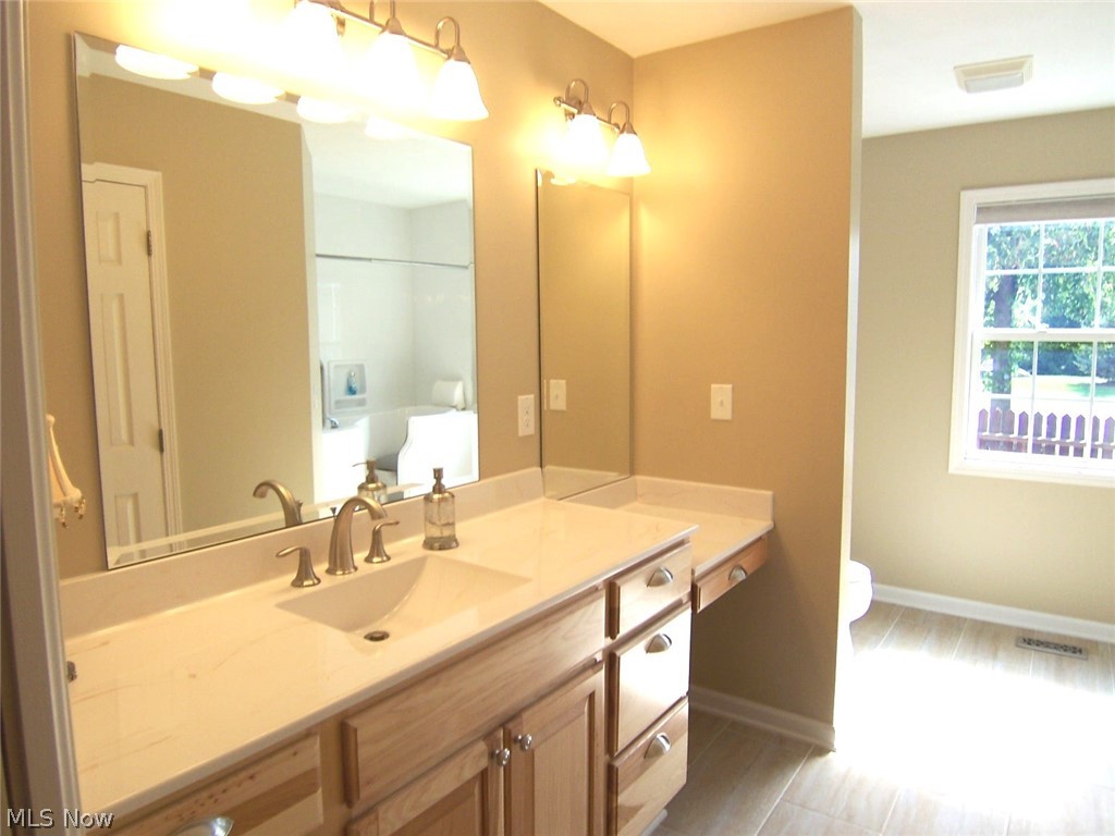 Woodbury Condo - Residential