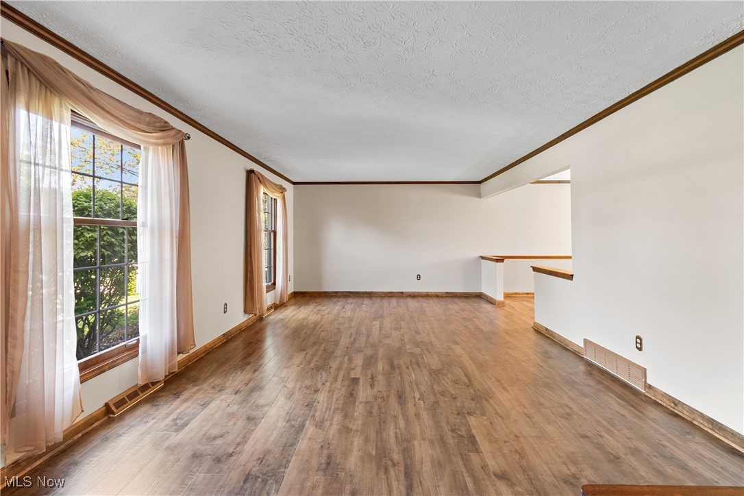17171 Misty Lake Drive, Strongsville, Ohio image 9