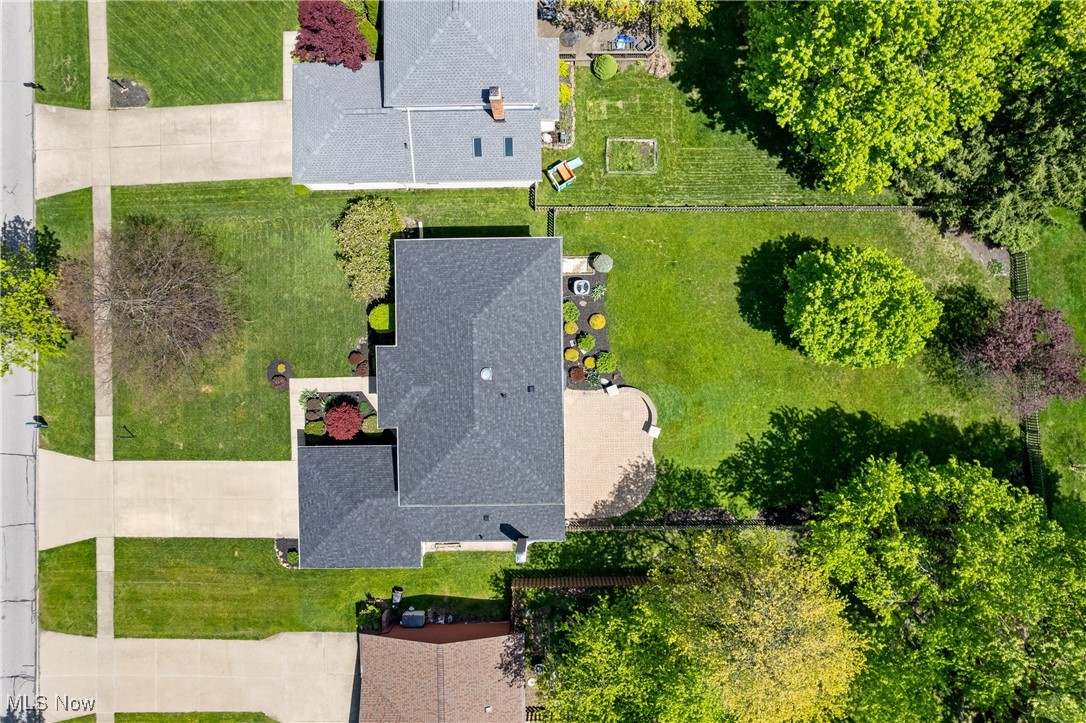 17171 Misty Lake Drive, Strongsville, Ohio image 36
