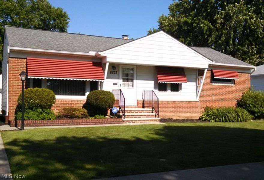 Nice Ranch Priced to Sell!!Stanek Replacement Windows!!Two car garage w/workshop!!Hardwood Floors!!Patio!!Appliances Stay!!Finished Rec rm in the basement with bar!!Great location close to all conveniences!!