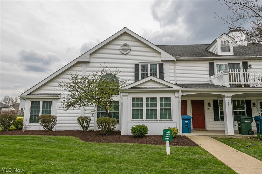 A delightful 2 bed, 2 full bath ranch condo in Olmsted Falls. With almost 1300 square feet, and a wide open concept, this unit is large enough for all of your needs. A large living room has a fireplace. The open kitchen has formal dining, and overlooks the living room. The bedrooms are spacious, with a full master suite. There is a deck, garage, ample parking, laundry, and so much more.