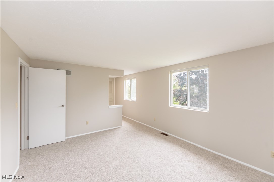 321 Timber Trail, Medina, Ohio image 24
