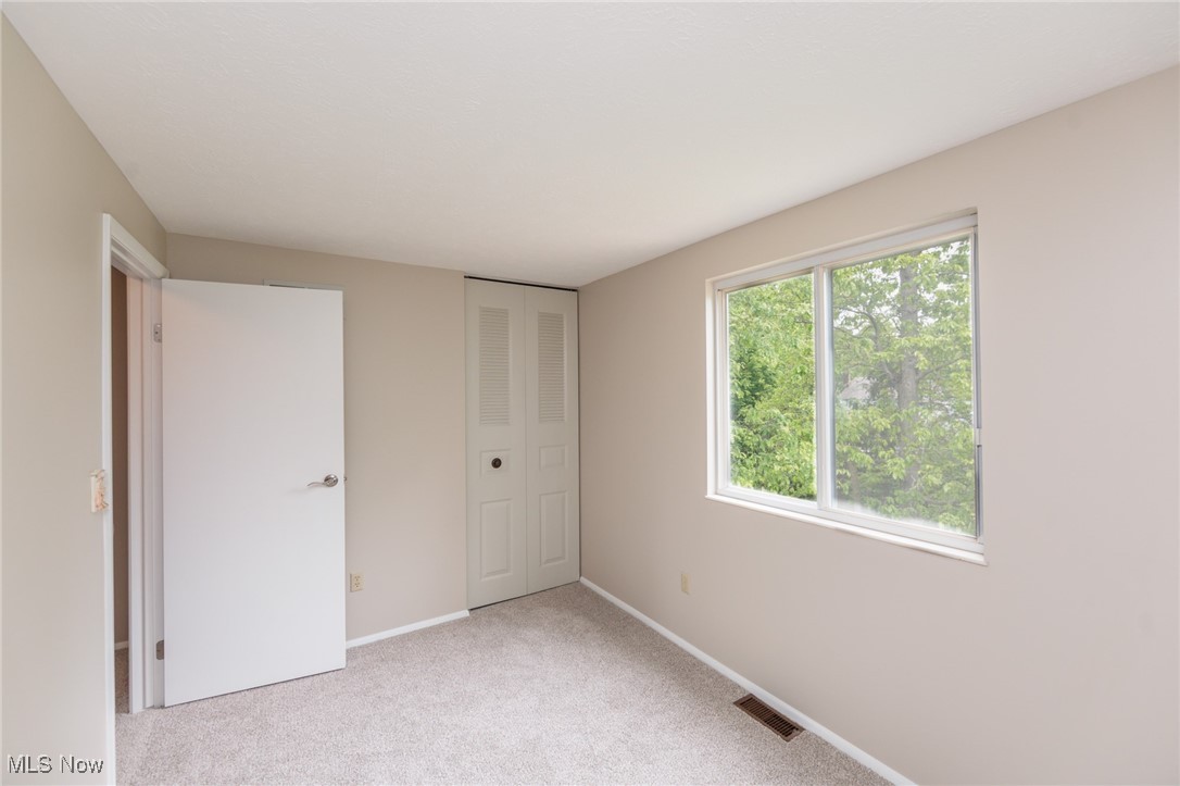 321 Timber Trail, Medina, Ohio image 30