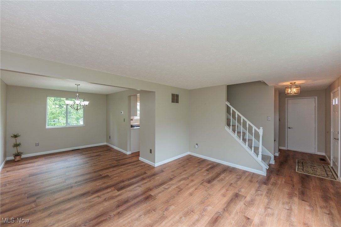 321 Timber Trail, Medina, Ohio image 7