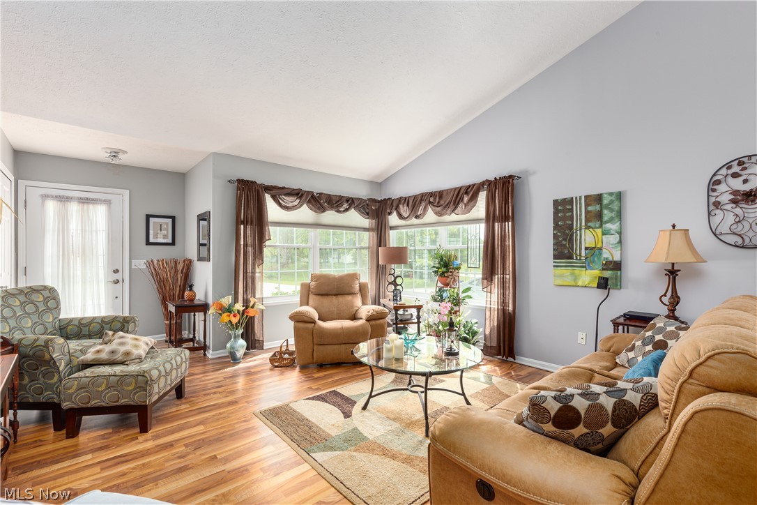 Falls Pointe - Residential