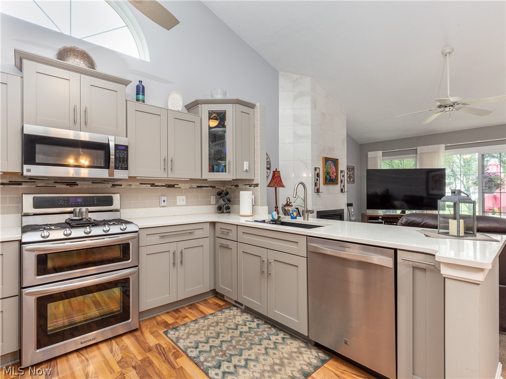 Falls Pointe - Residential