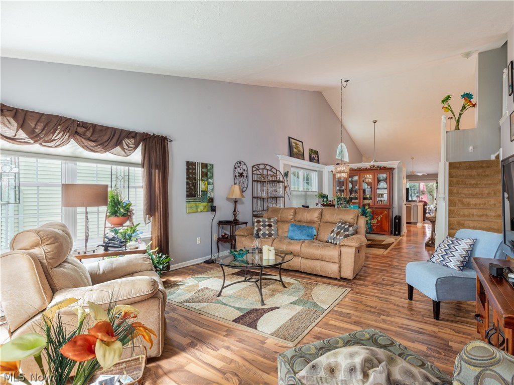 Falls Pointe - Residential