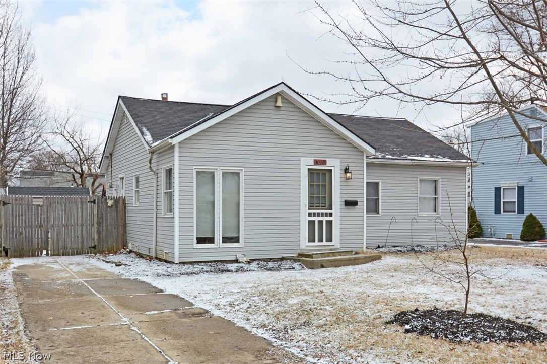 West 143rd Street 01 - Residential