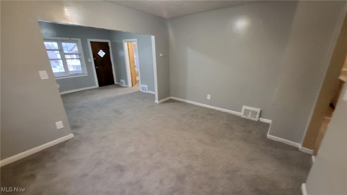 Cleveland, Ohio 44104, United States, 2 Bedrooms Bedrooms, ,1 BathroomBathrooms,Residential,Active,9571