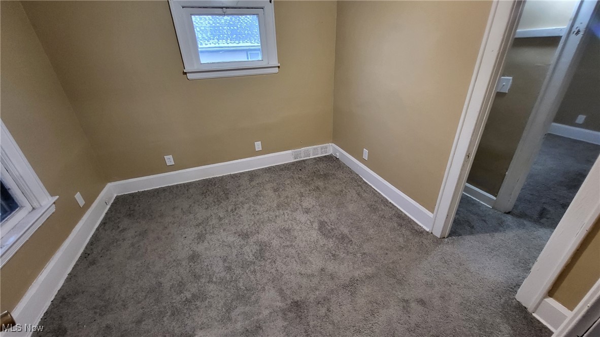 Cleveland, Ohio 44104, United States, 2 Bedrooms Bedrooms, ,1 BathroomBathrooms,Residential,Active,9571