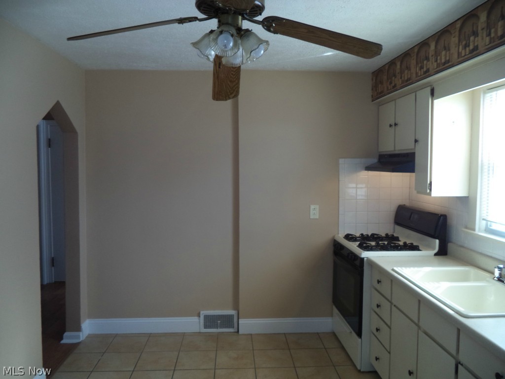 Brownlee Woods 01 - Residential Lease