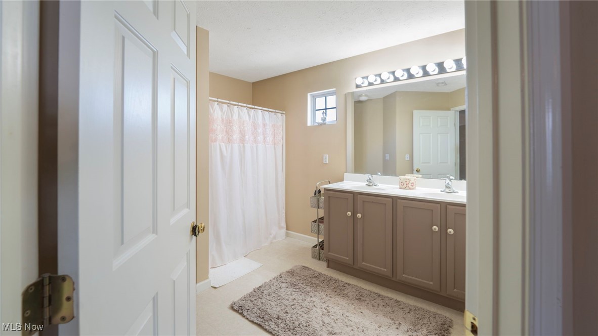 37901 Pebble Lake Trail, North Ridgeville, Ohio image 12