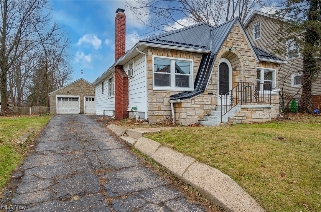 Belle Terrace - Residential