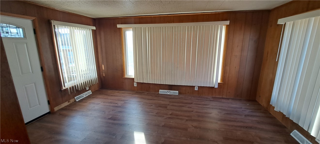 Bon Air Heights - Residential