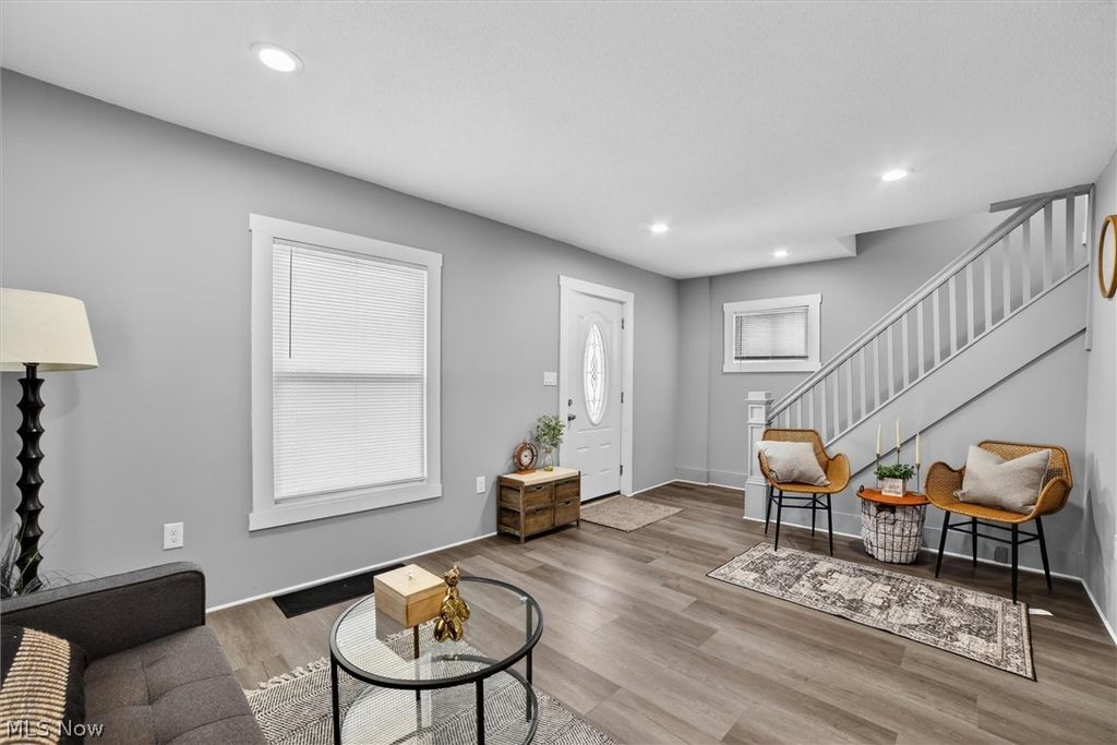 Photo of 843 Chester Avenue, Akron, OH 44314 (MLS # 5218790)