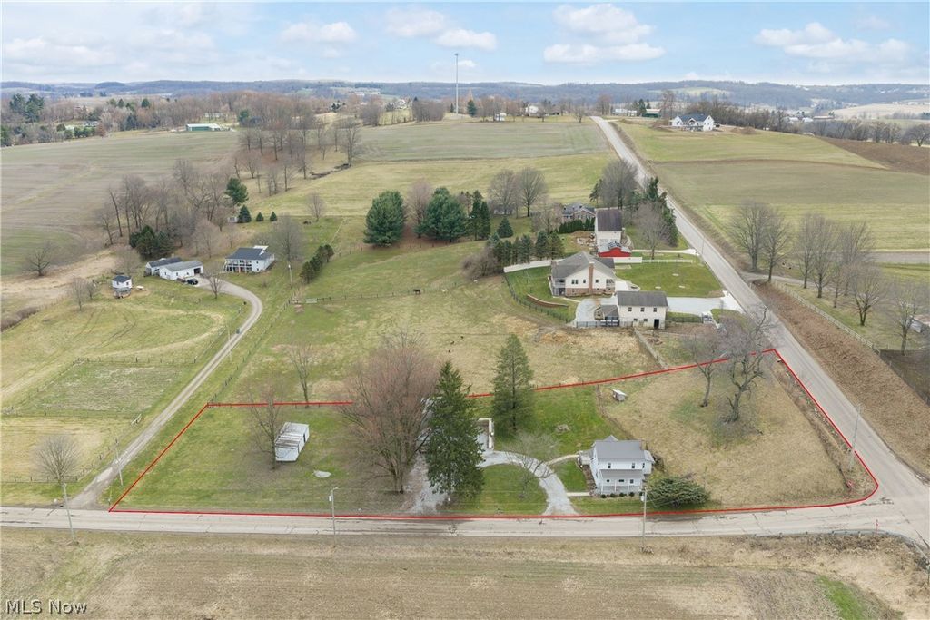 Photo of 18029 Jericho Road, Dalton, OH 44618 (MLS # 5192168)