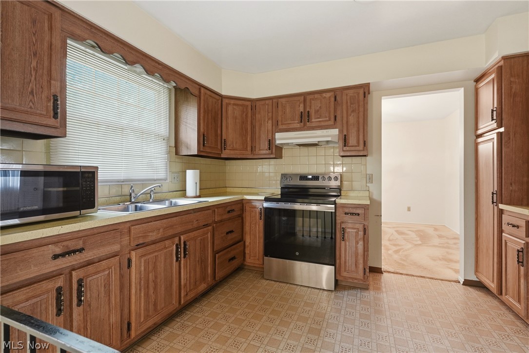 Revere Manor - Residential